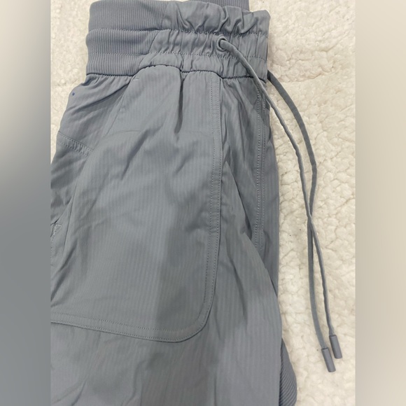 Grey lululemon dance studio cropped pants - Picture 3 of 4